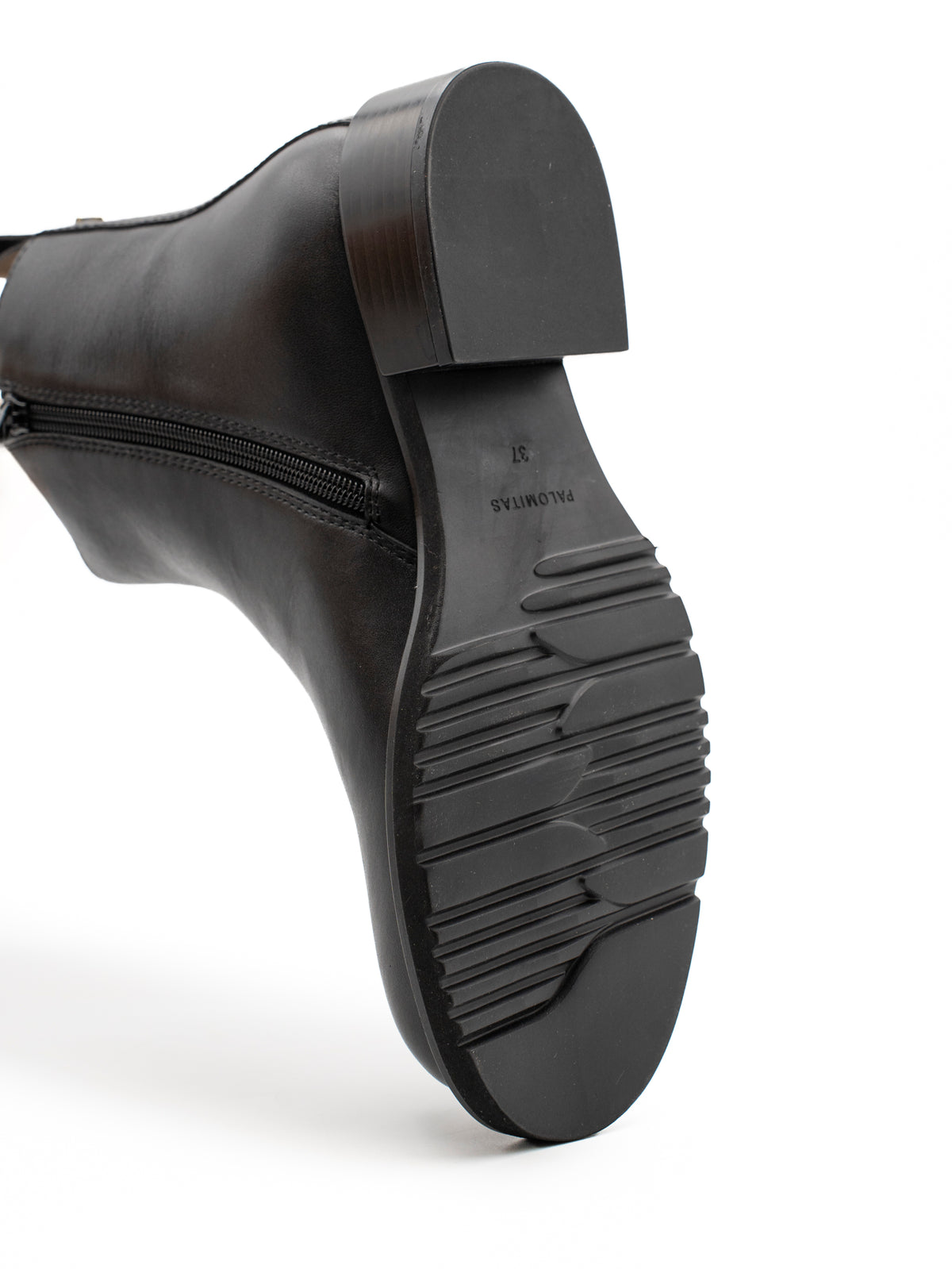 EMMA NAPPA BLACK